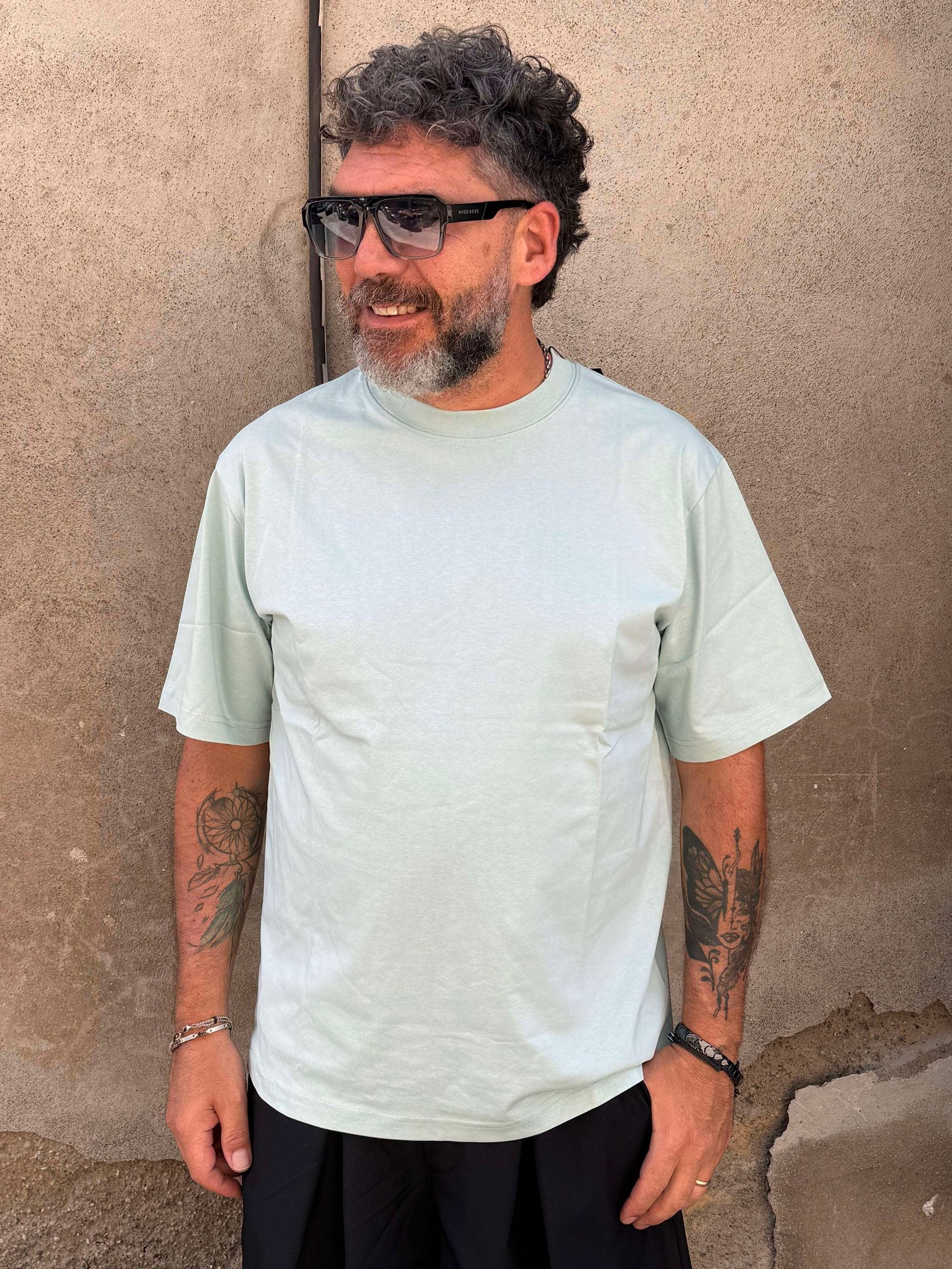 T-Shirt Realistic TM666