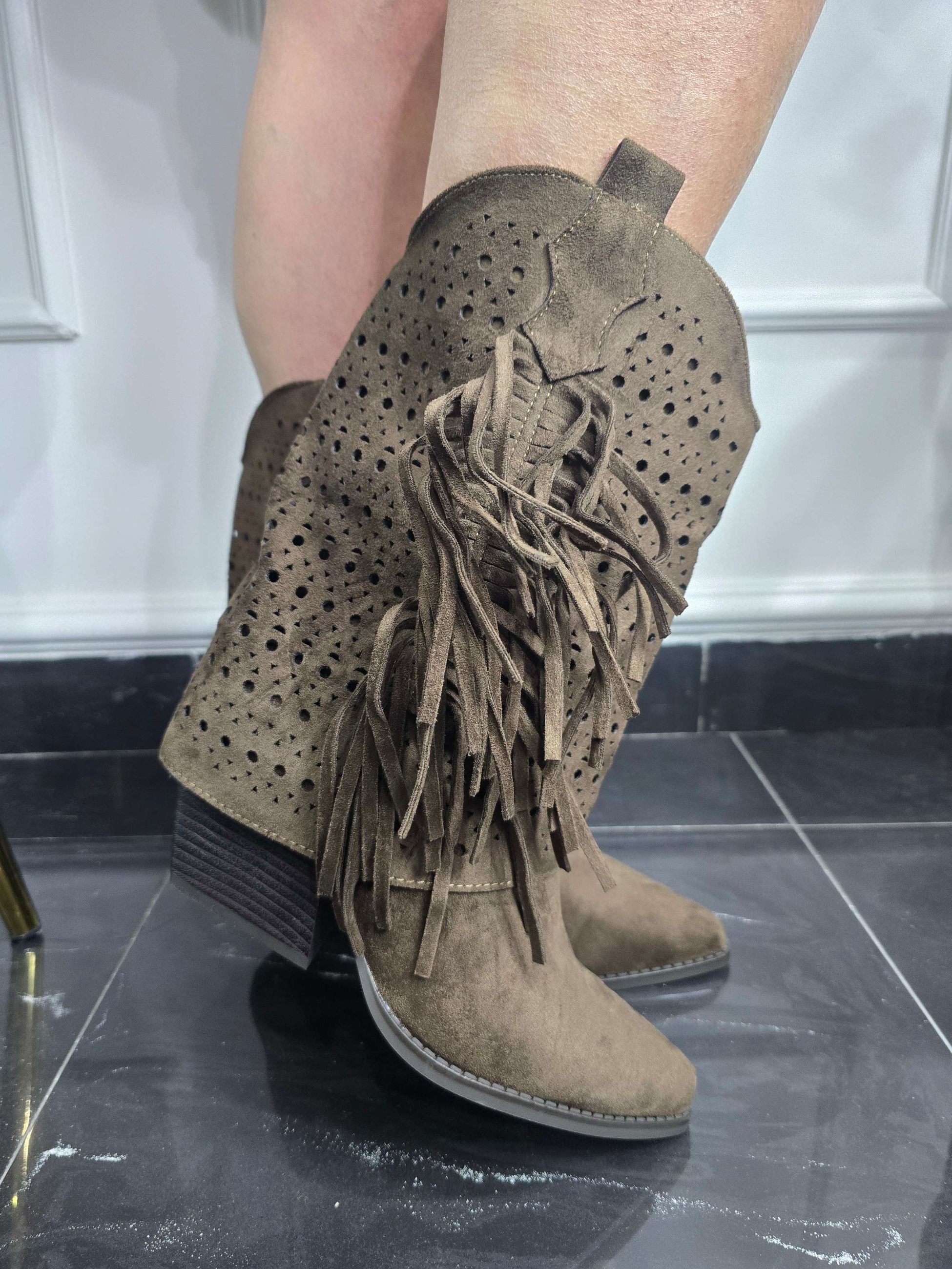Texano Western OM239-25